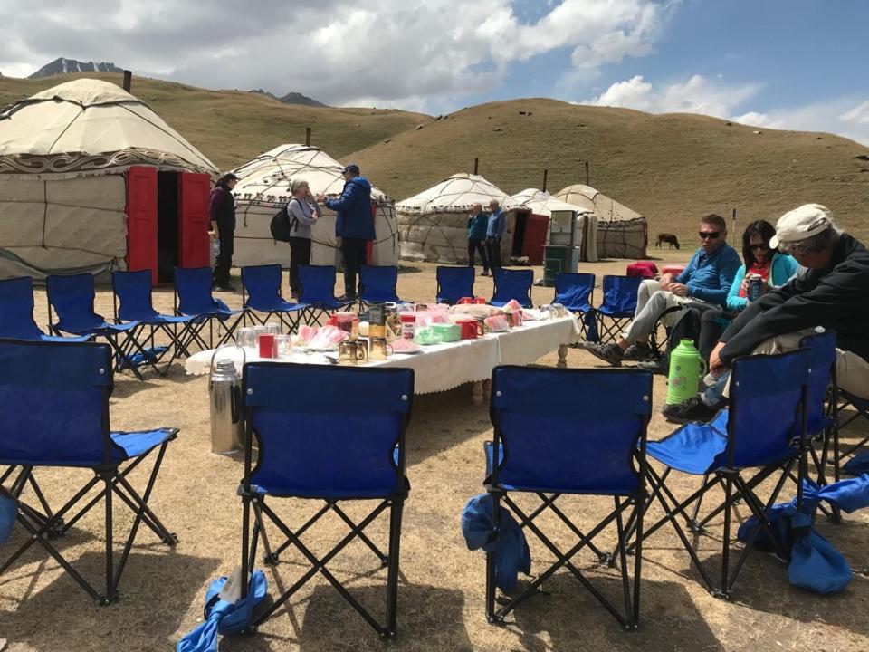 Hotel Pamir Nomad Yurt Camp Kara-Kavak Exterior foto
